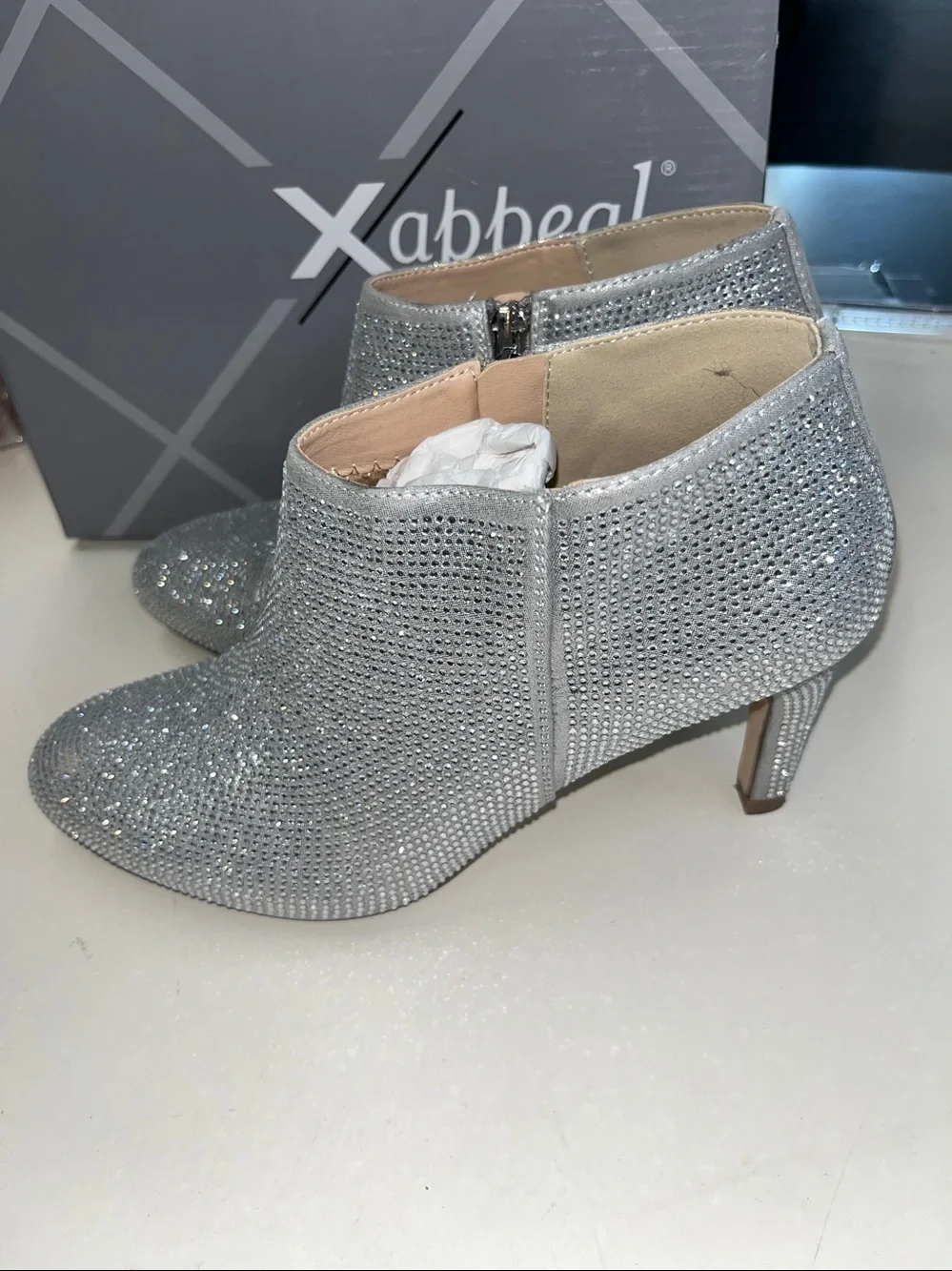 BLINGED OUT RHINESTONE Ankle BOOTIES SZ 8.5 EXCELLENT